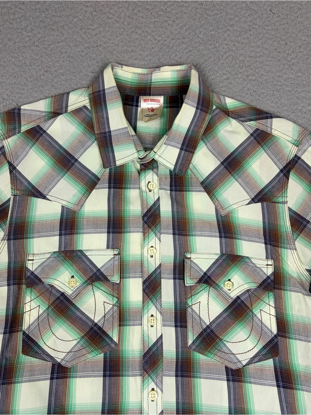True Religion Men's Plaid Button-Down Shirt Green & Brown Pocket Flaps Western - Picture 2 of 9